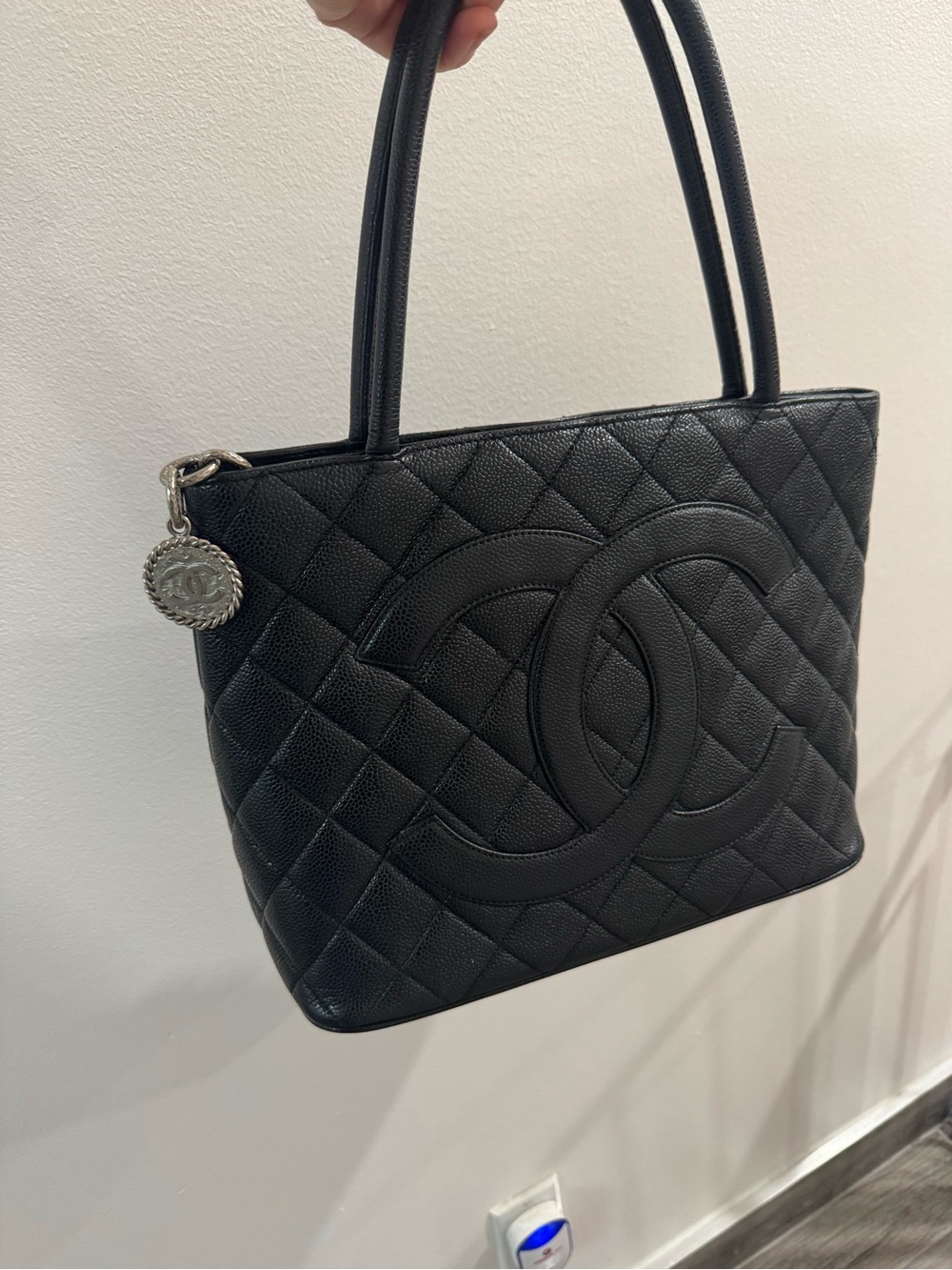 Chanel Black Caviar Medallion Tote Bag Leather - Picture 3 of 17